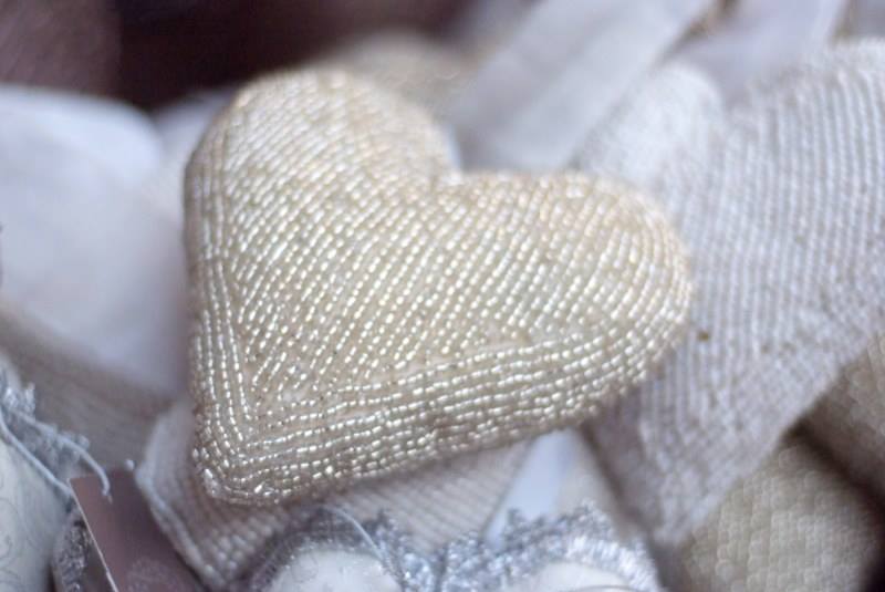 Office Plant Blog_ pastelowe święta na różowo pastelowe dodatki bożonarodzeniowe