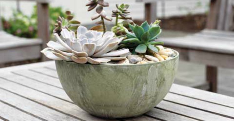 ODCIENIE SZAROŚCI I ZIELEŃ betonowe szare donice kraków